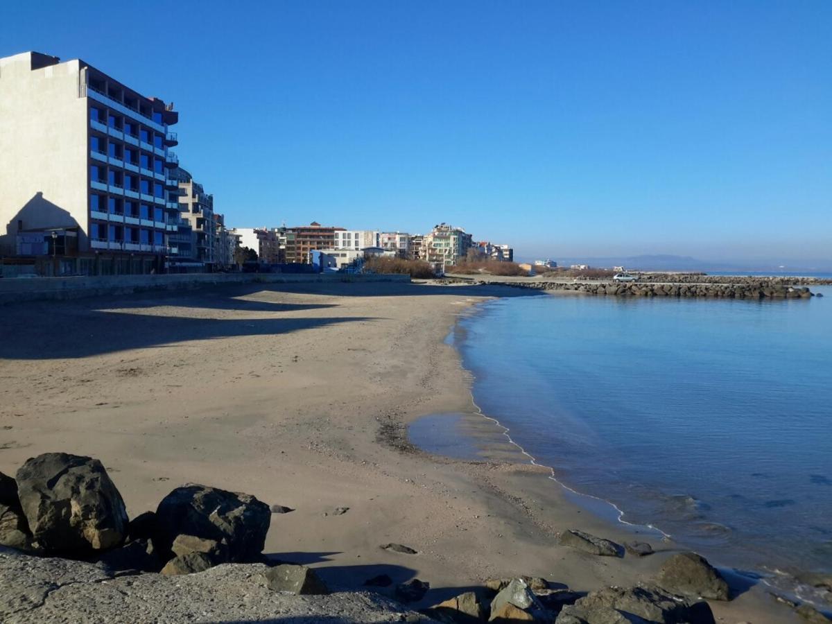 Айвазовский Парк Pomorie Exterior photo